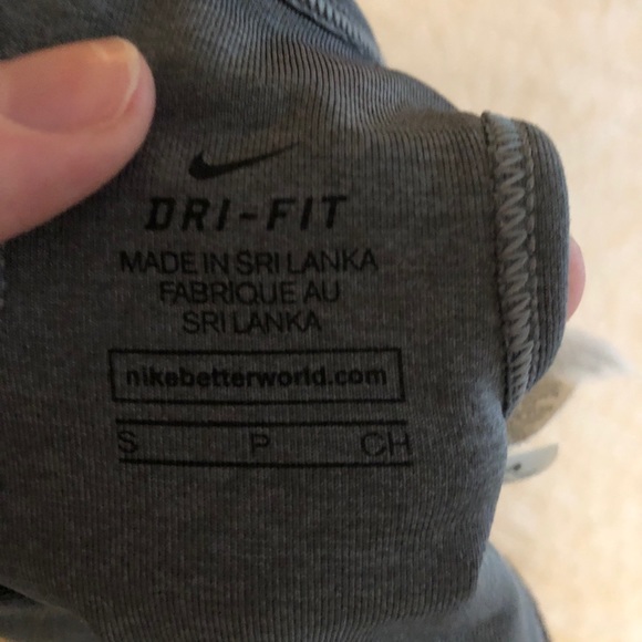 Nike Sports Bra - Picture 3 of 3